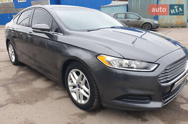 Седан Ford Fusion 2015 в Харкові