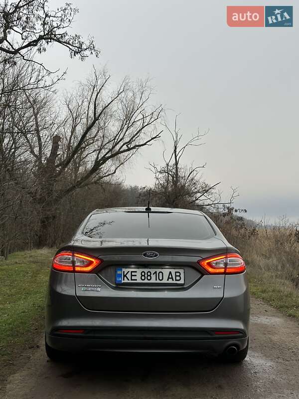 Седан Ford Fusion 2013 в Дніпрі