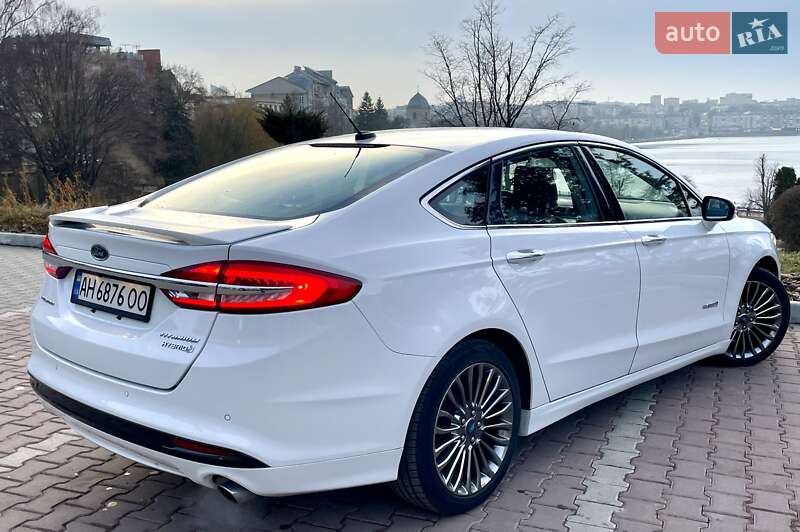 Седан Ford Fusion 2016 в Тернополе