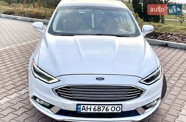 Седан Ford Fusion 2016 в 