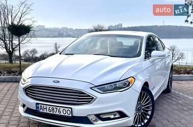 Седан Ford Fusion 2016 в 