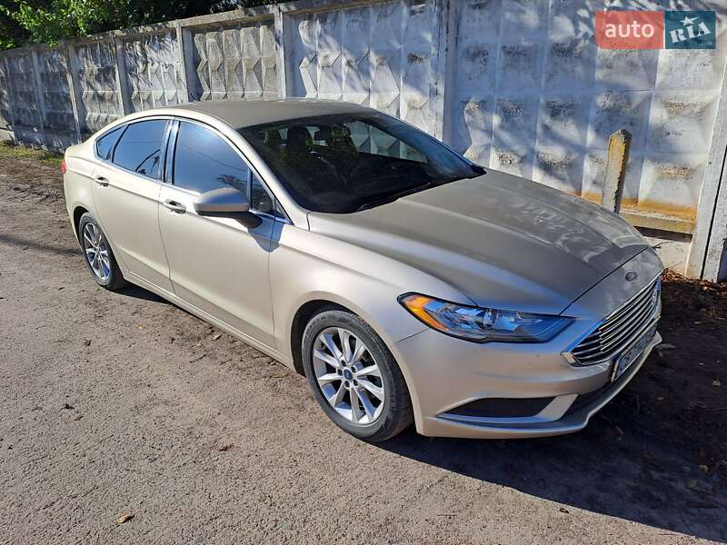 Седан Ford Fusion 2016 в Прилуках