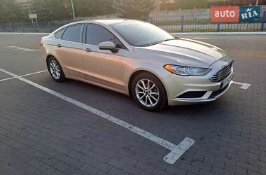 Седан Ford Fusion 2016 в Прилуках