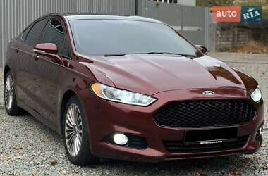 Седан Ford Fusion 2016 в Львові