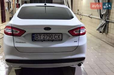 Седан Ford Fusion 2014 в 