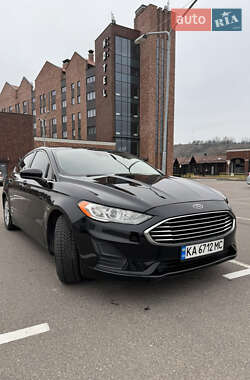 Седан Ford Fusion 2020 в Киеве