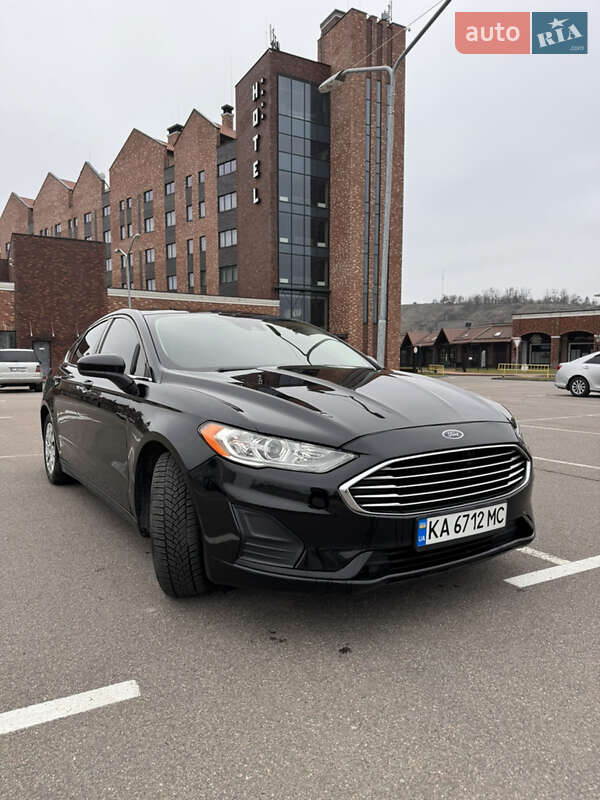 Седан Ford Fusion 2020 в Киеве