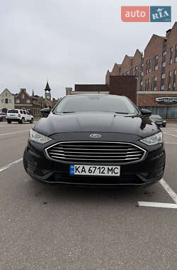 Седан Ford Fusion 2020 в Киеве