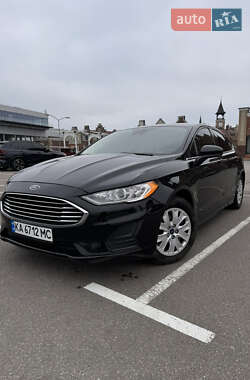 Седан Ford Fusion 2020 в Киеве