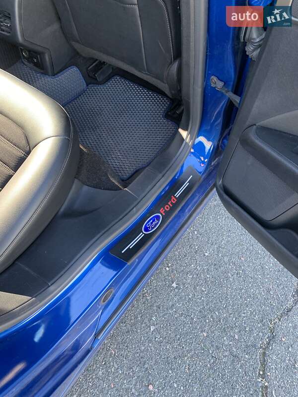 Седан Ford Fusion 2017 в Ананьеве фото 13 Седан Ford Fusion 2017 в Ананьеве