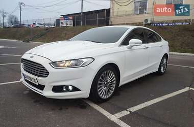 Ford Fusion 2015