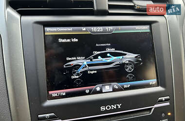 Седан Ford Fusion 2014 в 