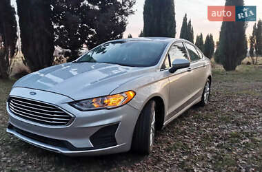 Ford Fusion 2018