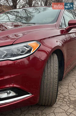 Седан Ford Fusion 2017 в 