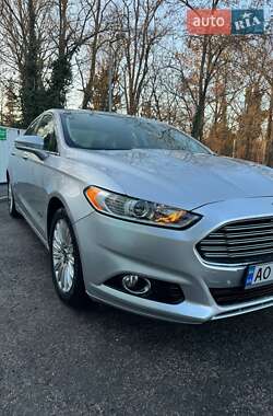 Седан Ford Fusion 2014 в 