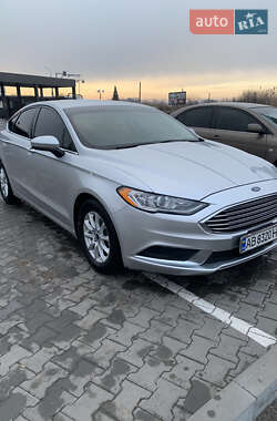 Седан Ford Fusion 2018 в 