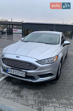 Седан Ford Fusion 2018 в 
