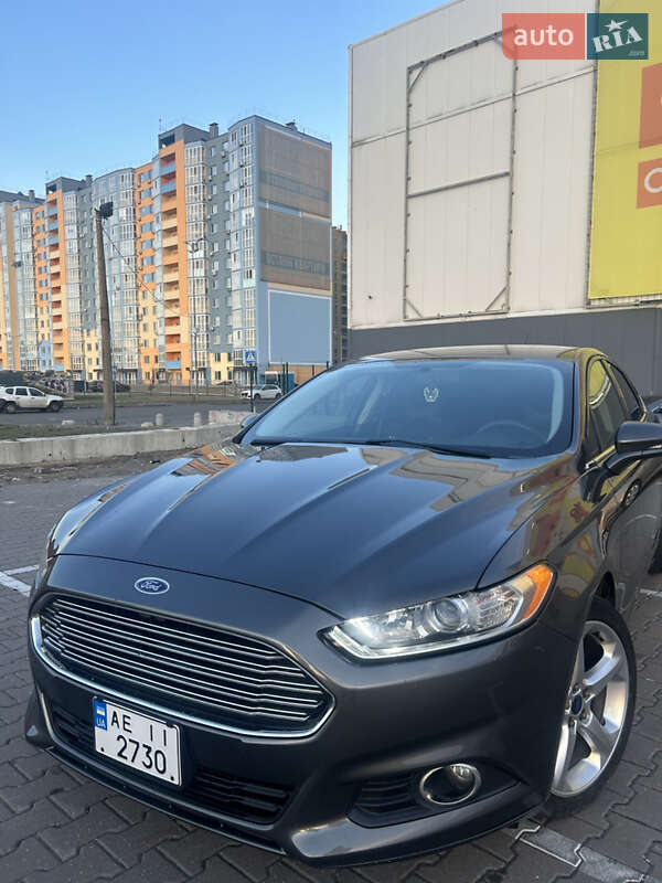 Ford Fusion 2015