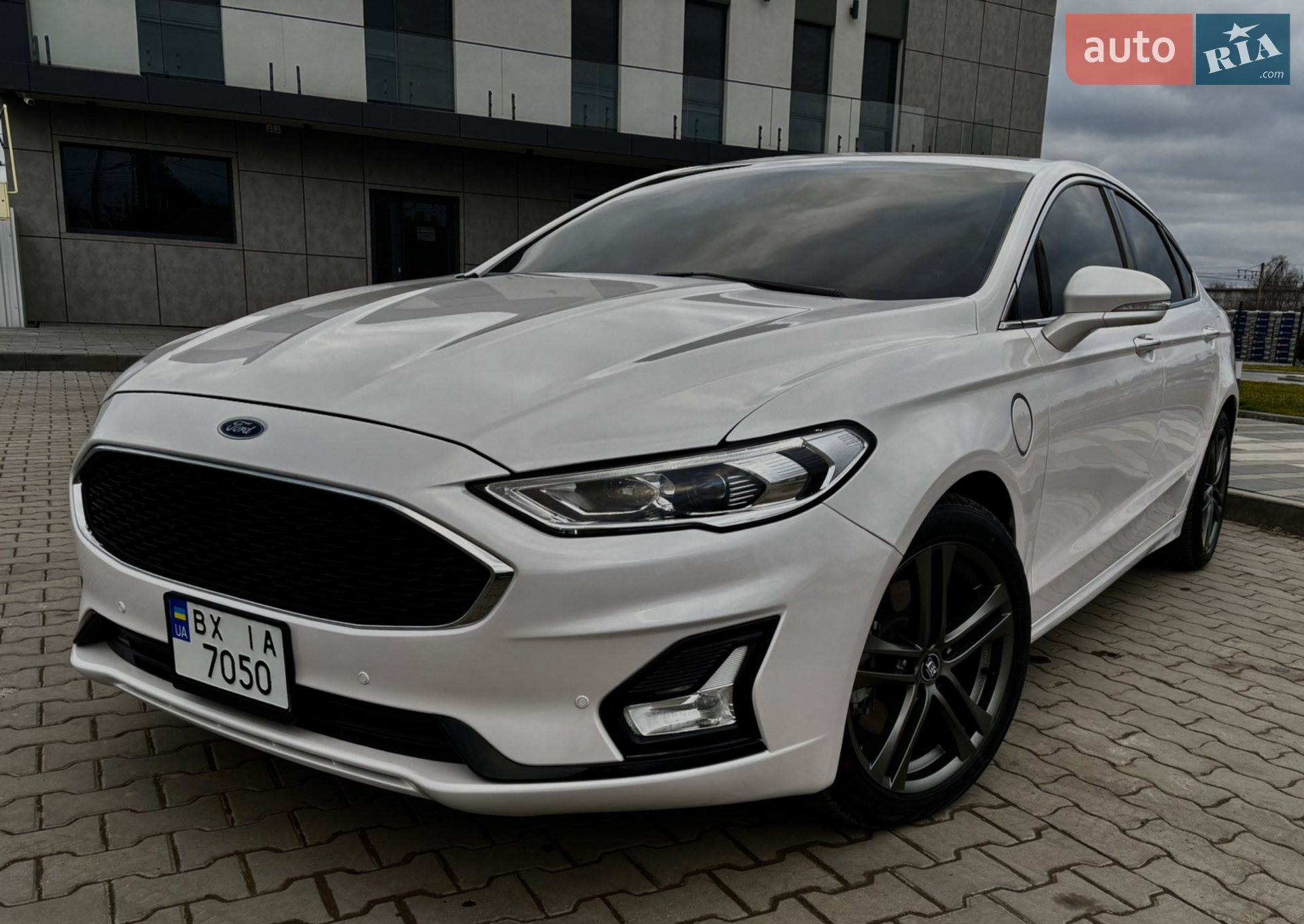 2020 Ford Fusion - фото 1
