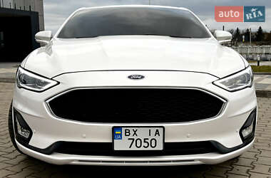 Седан Ford Fusion 2020 в 