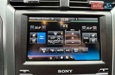 Седан Ford Fusion 2015 в 