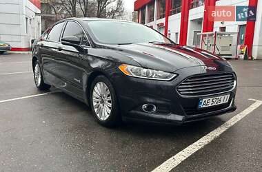 Седан Ford Fusion 2013 в 