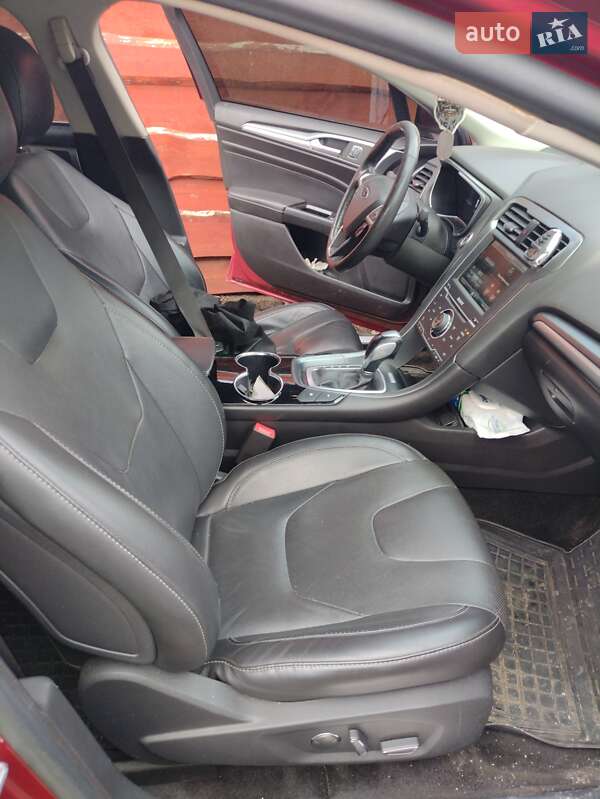 Седан Ford Fusion 2014 в Днепре