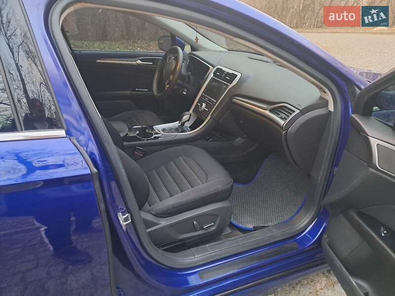 Седан Ford Fusion 2014 в Каневе фото 11 Седан Ford Fusion 2014 в Каневе