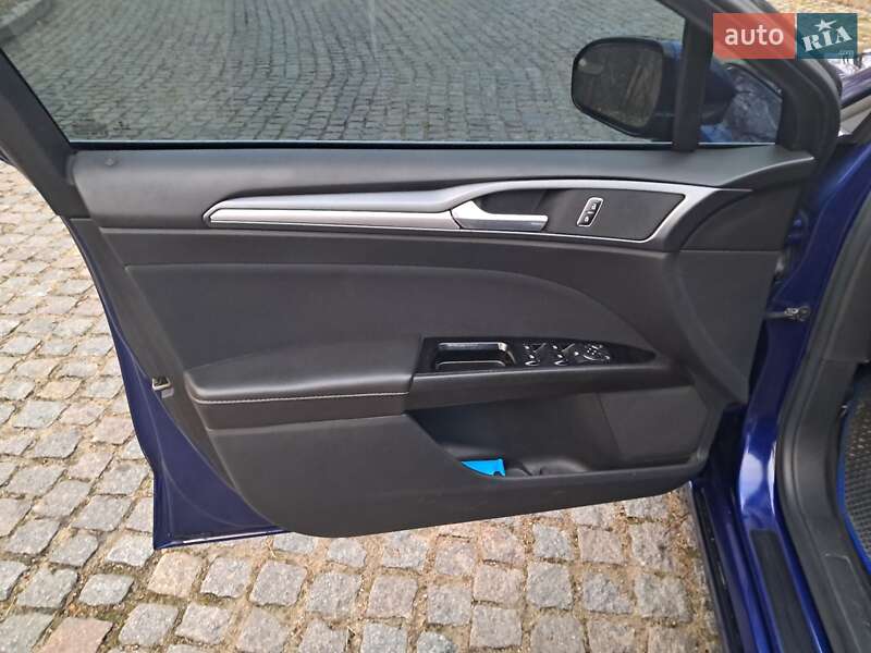 Седан Ford Fusion 2014 в Каневе фото 31 Седан Ford Fusion 2014 в Каневе