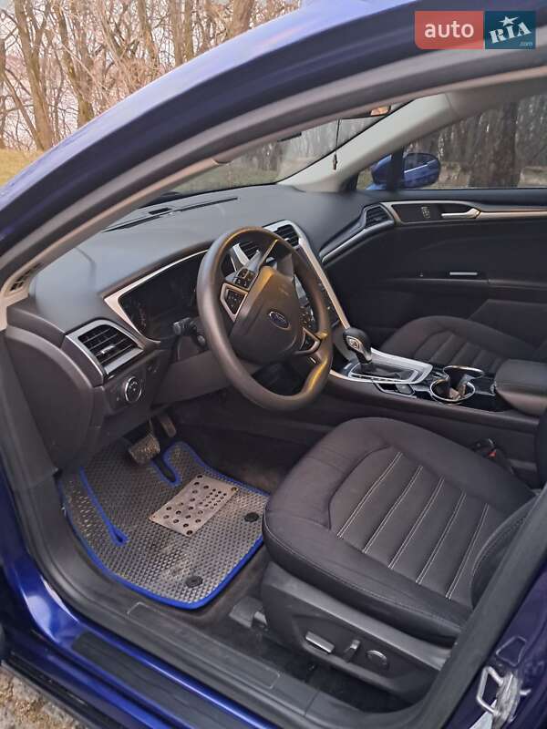Седан Ford Fusion 2014 в Каневе фото 65 Седан Ford Fusion 2014 в Каневе
