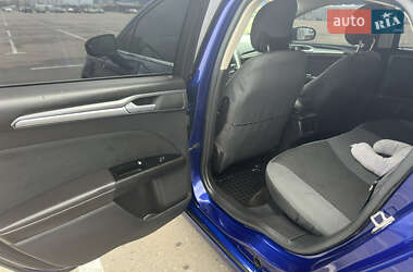Седан Ford Fusion 2014 в 