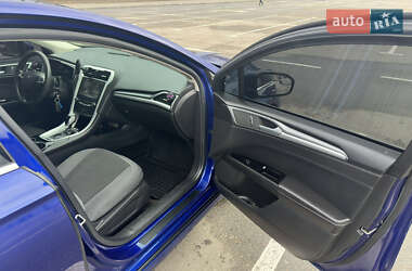 Седан Ford Fusion 2014 в 