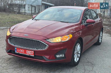 Ford Fusion 2020