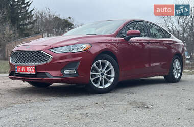 Седан Ford Fusion 2020 в Лубнах