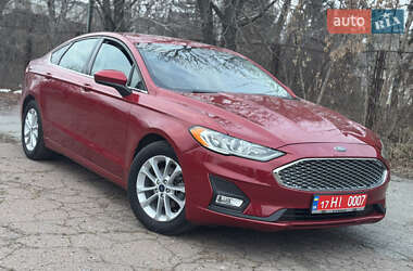 Седан Ford Fusion 2020 в Лубнах