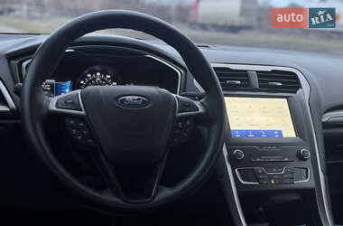 Седан Ford Fusion 2020 в Лубнах