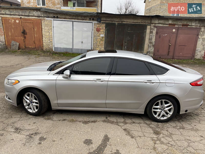 Седан Ford Fusion 2013 в Киеве