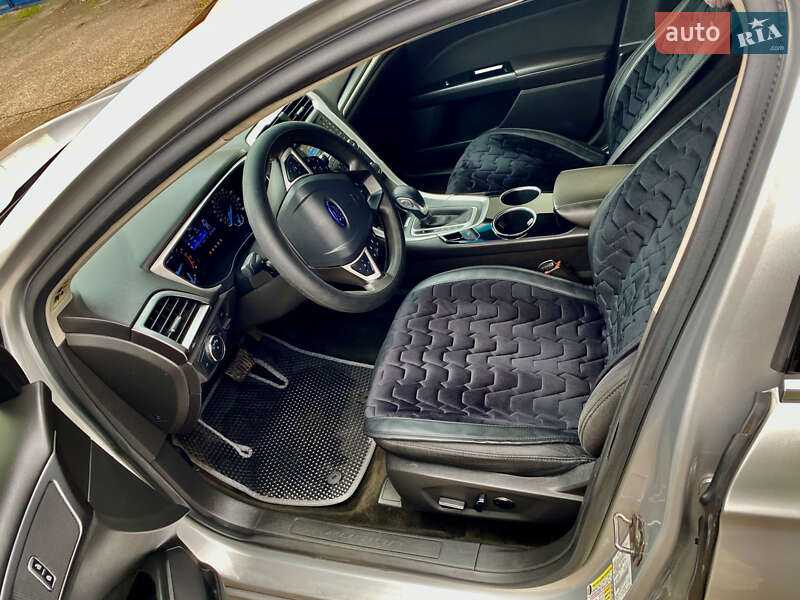 Седан Ford Fusion 2013 в Киеве