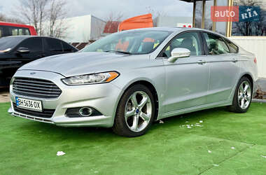 Седан Ford Fusion 2013 в Одесі