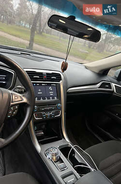 Седан Ford Fusion 2016 в Киеве