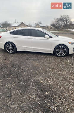 Седан Ford Fusion 2019 в Кривому Розі