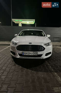 Седан Ford Fusion 2014 в Житомирі