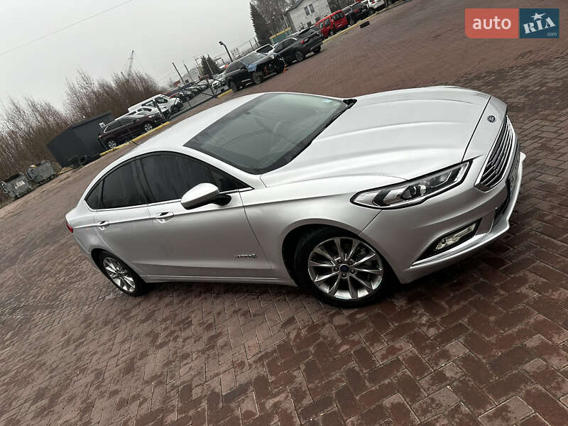 Ford Fusion 2017