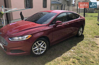 Седан Ford Fusion 2015 в 