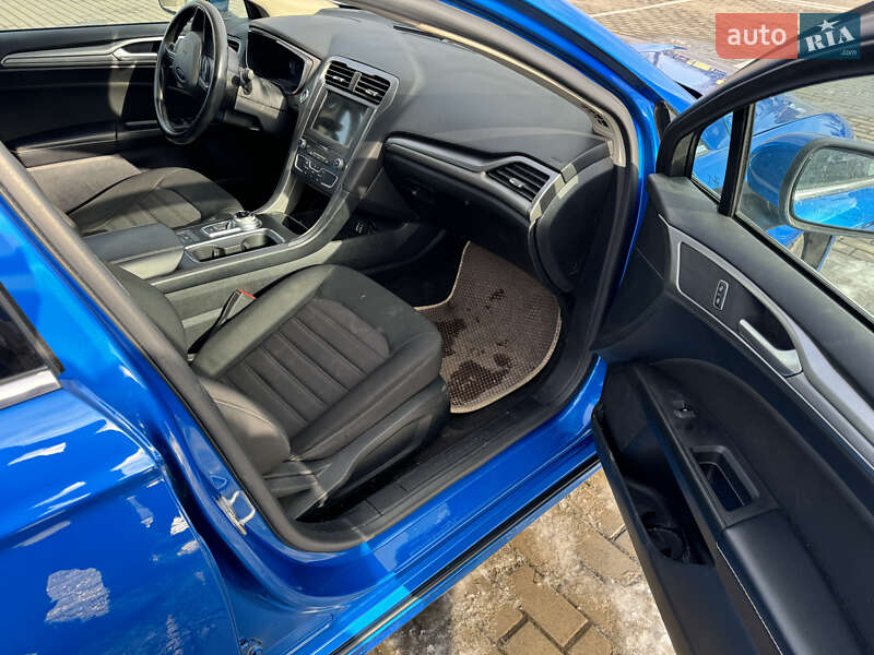 Седан Ford Fusion 2019 в Києві