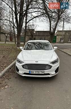 Седан Ford Fusion 2019 в Одесі