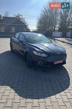 Седан Ford Fusion 2014 в 