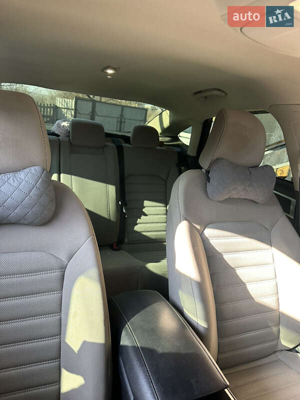 Седан Ford Fusion 2016 в Кривом Роге