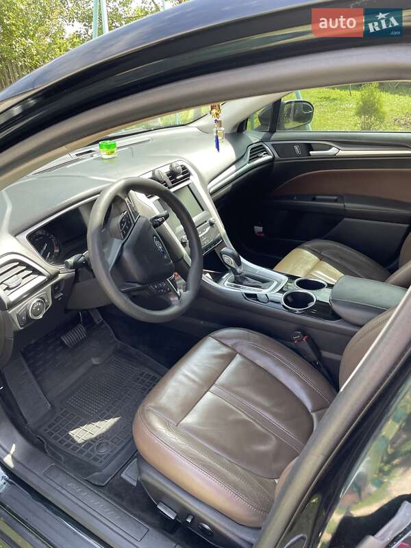Седан Ford Fusion 2013 в Харкові