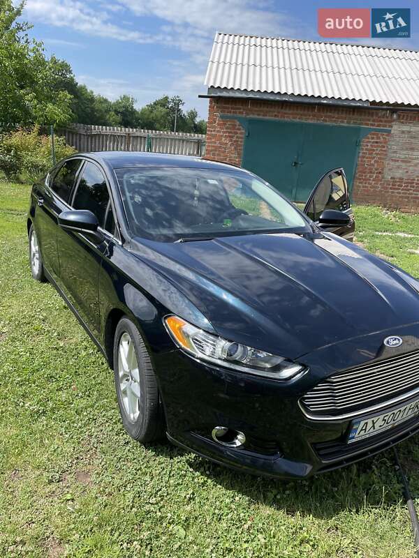 Седан Ford Fusion 2013 в Харкові